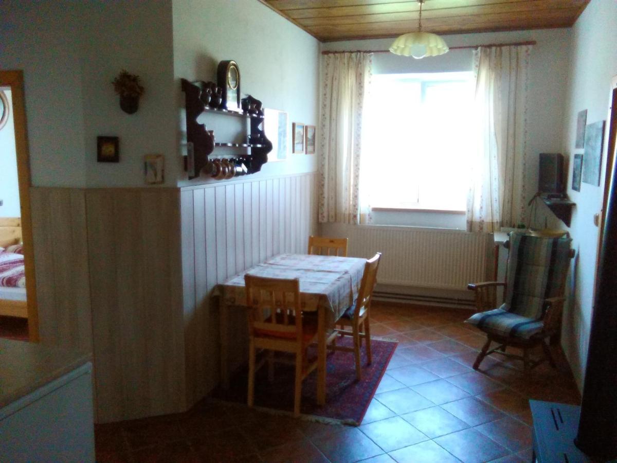 Apartment Otevek
