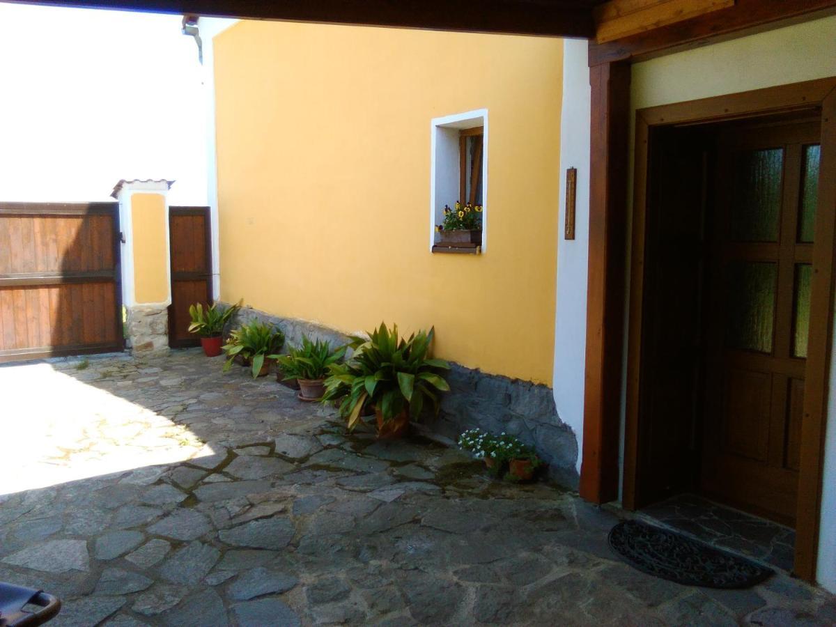 Apartment Otevek